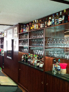 kneipe hamburg de   bier bar hamburg   gaststaette hamburg   nh hotel hamburg horn   ibis hotel hamburg wandsbek   hotel tiefenthal   sportsbar hamburg   raucherkneipe   bar   bierbar059.jpg